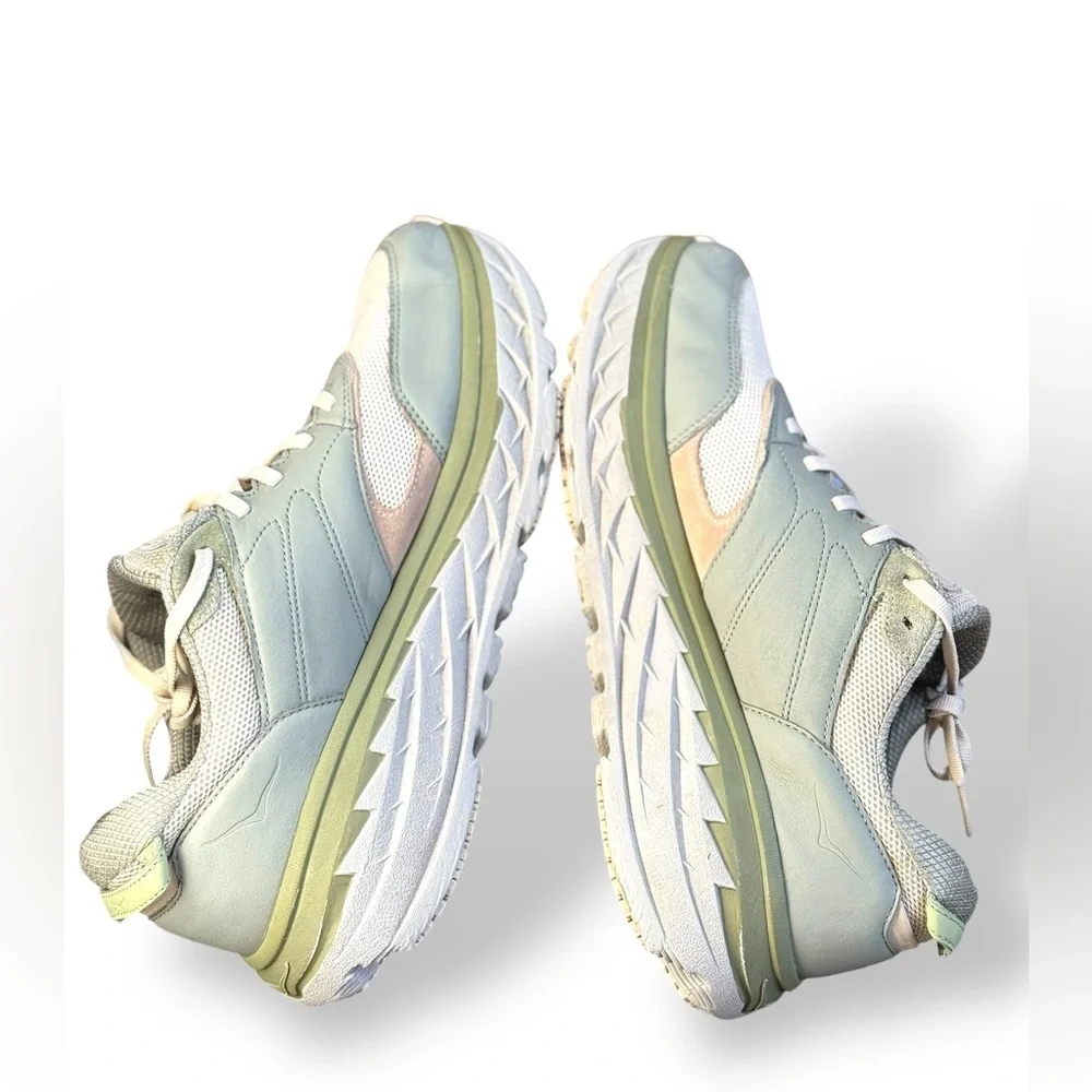 Hoka One One Bondi L Barley Oat Milk 1110538-BYT size 11.5 woman’s